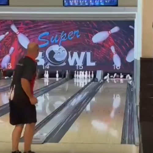 Karlheinz Hofbauer spielt 300 beim 28.Senioren Cup in Regensburg